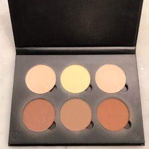 Anastasia Beverly Hills contour palette